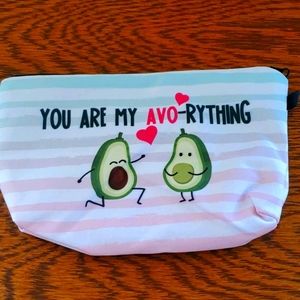 Avocado 🥑 pouch